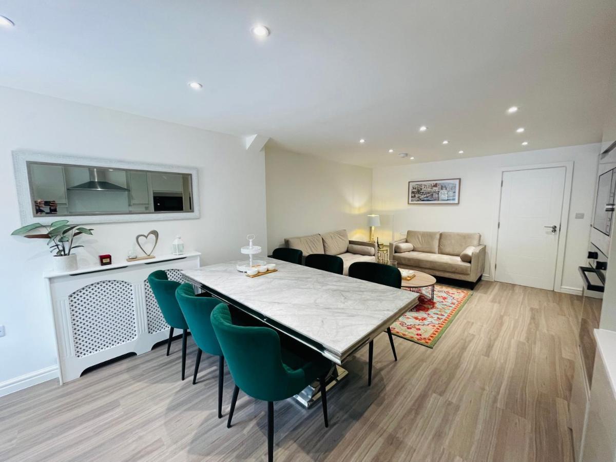 Riverside Premium Double Room Garden View E14 Londra Exterior foto