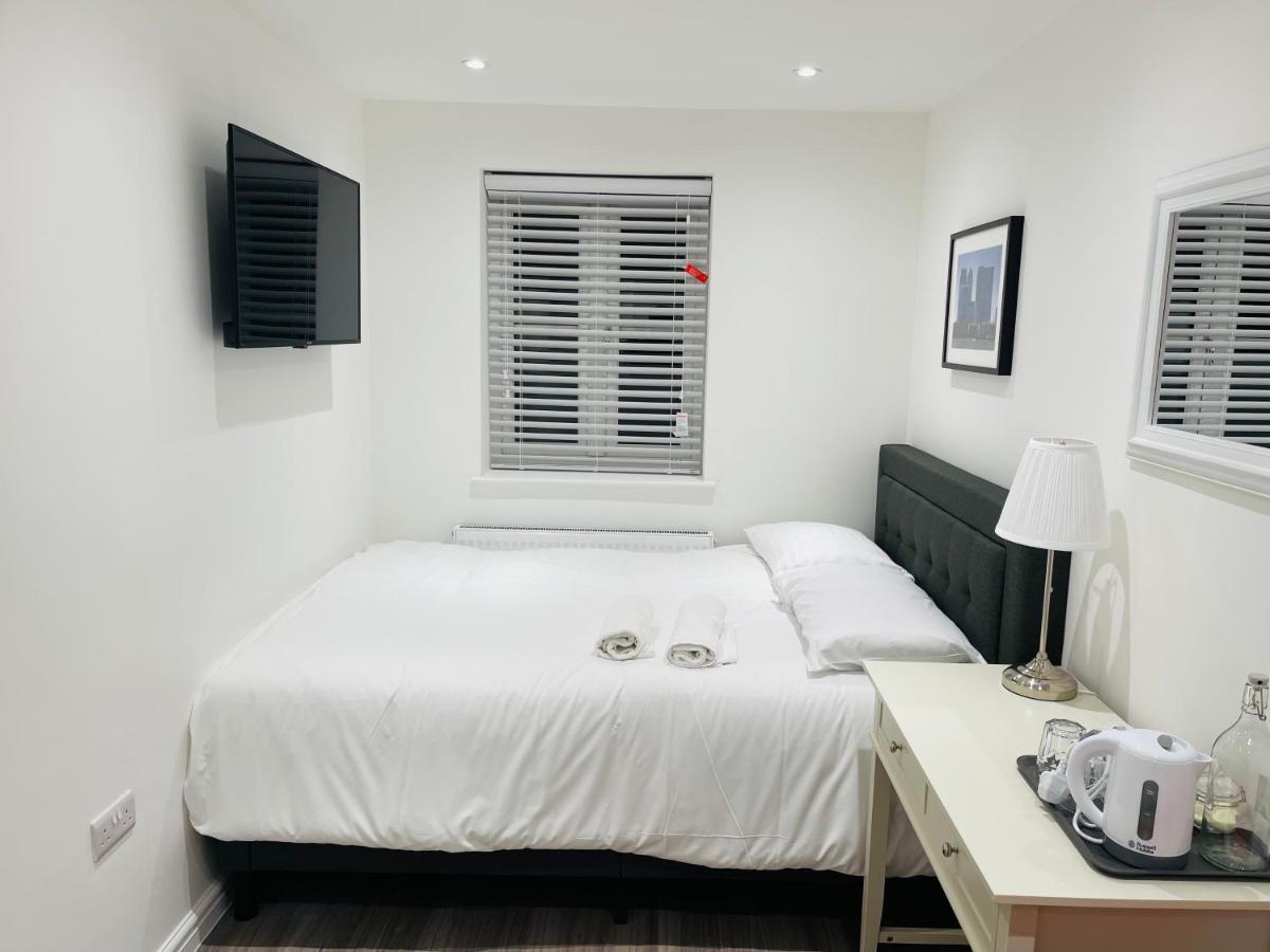 Riverside Premium Double Room Garden View E14 Londra Exterior foto