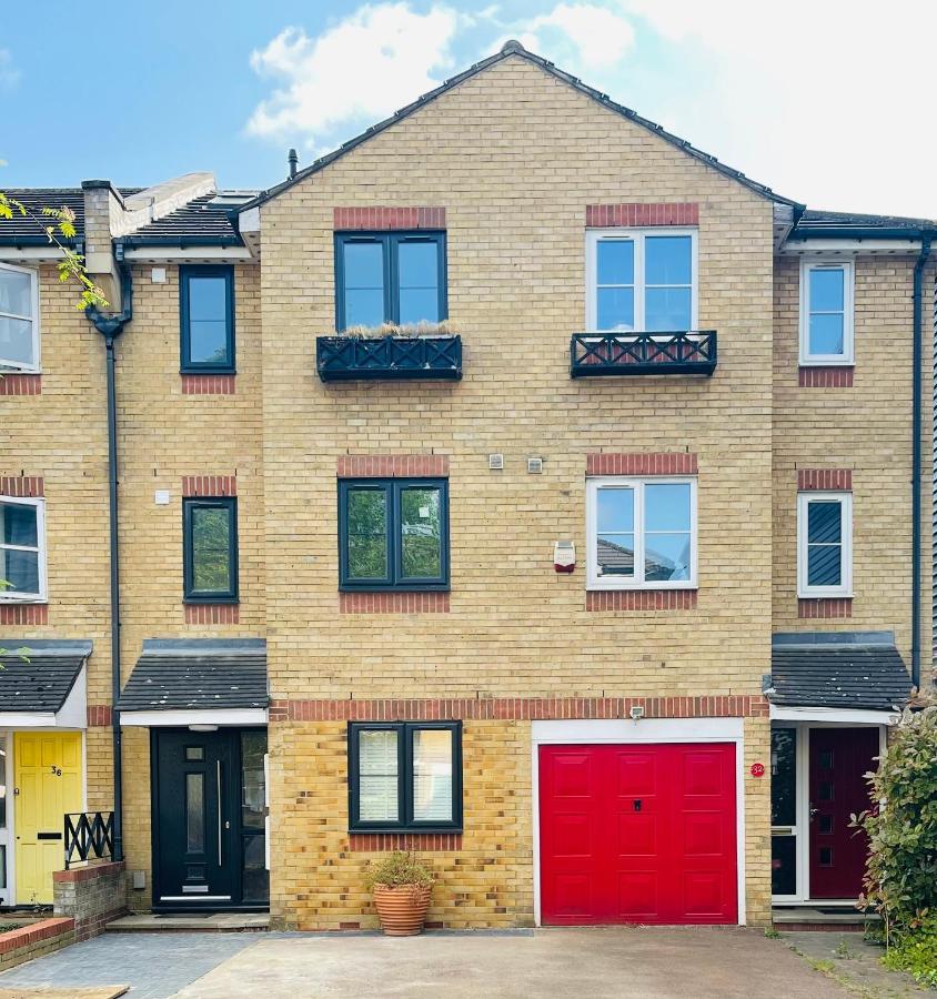Riverside Premium Double Room Garden View E14 Londra Exterior foto